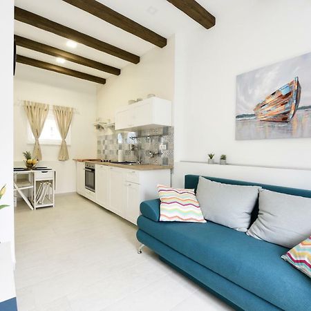 Apartmani Eladora 比奥格勒·纳·莫鲁 外观 照片