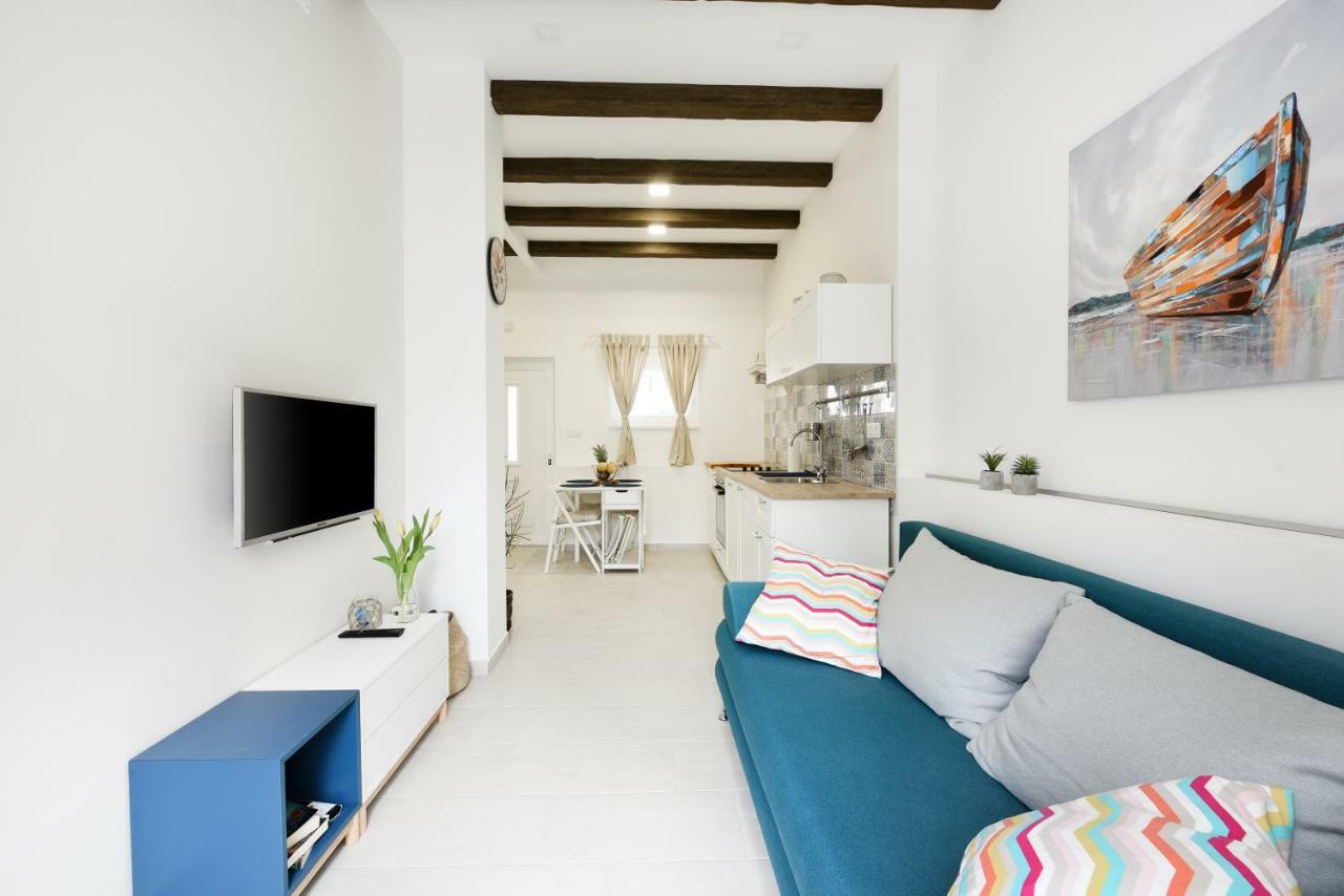 Apartmani Eladora 比奥格勒·纳·莫鲁 外观 照片