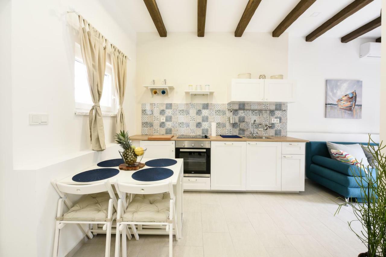 Apartmani Eladora 比奥格勒·纳·莫鲁 外观 照片